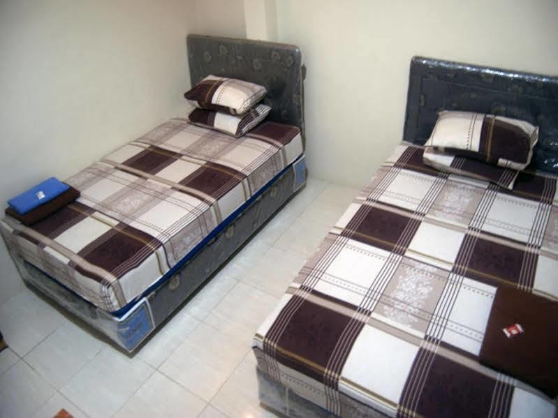 Wisma Cahaya Abadi Guest House Balikpapan  Extérieur photo